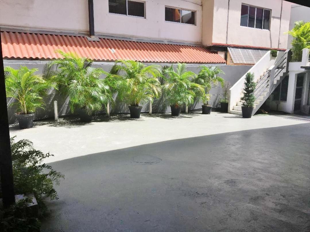 Serenade Lodging Rooms Panama City Exterior photo